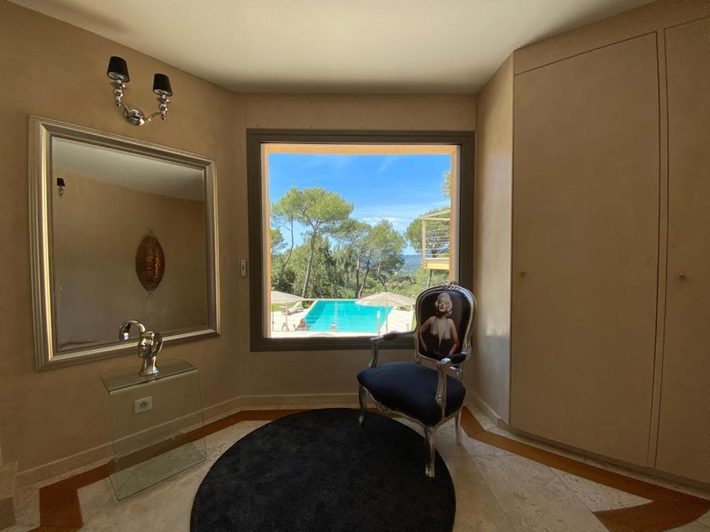 Frgk Datcha "Villa Prestige Mougins" Exteriör bild