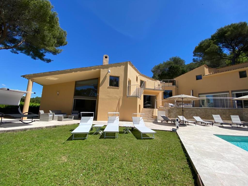 Frgk Datcha "Villa Prestige Mougins" Exteriör bild