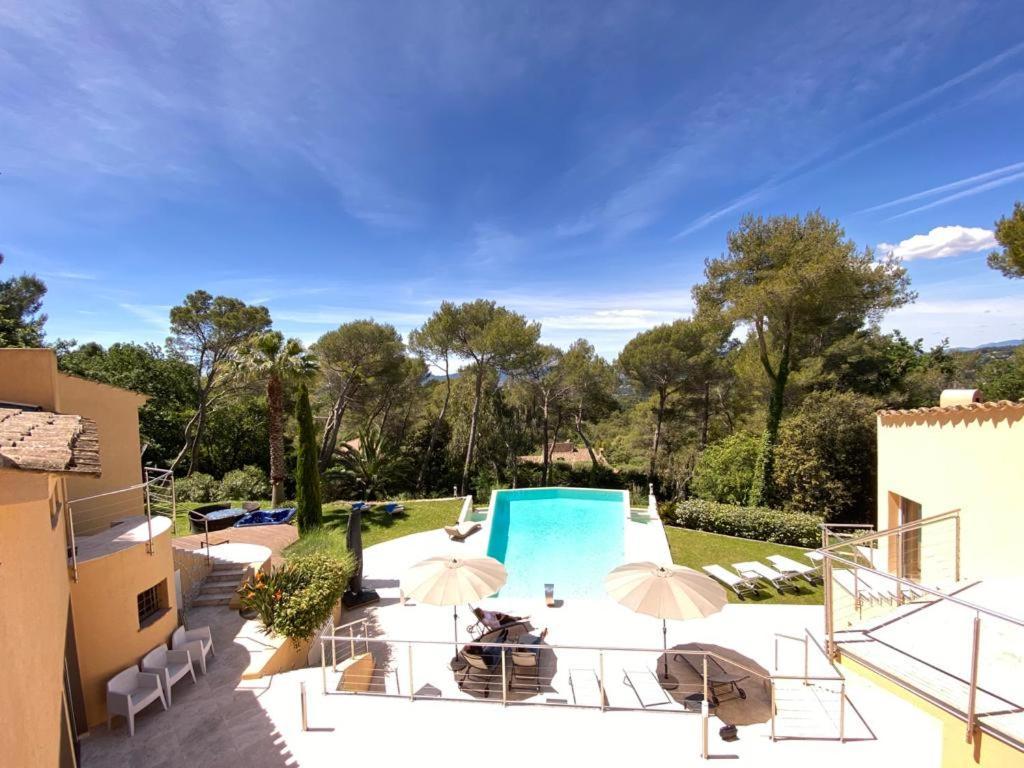 Frgk Datcha "Villa Prestige Mougins" Exteriör bild