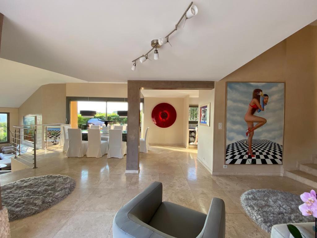 Frgk Datcha "Villa Prestige Mougins" Exteriör bild